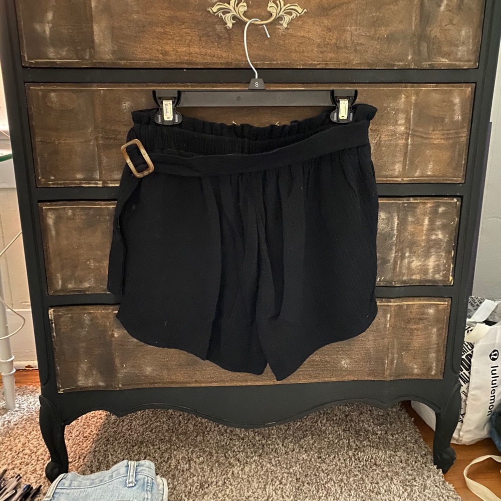 soft black shorts!